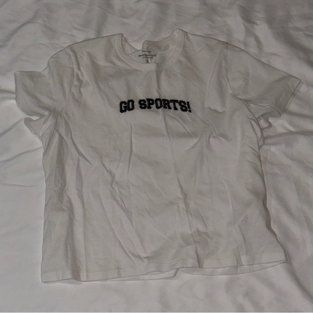 Abercrombie “Go Sports!” T-Shirt - Medium - Picture 2 of 2